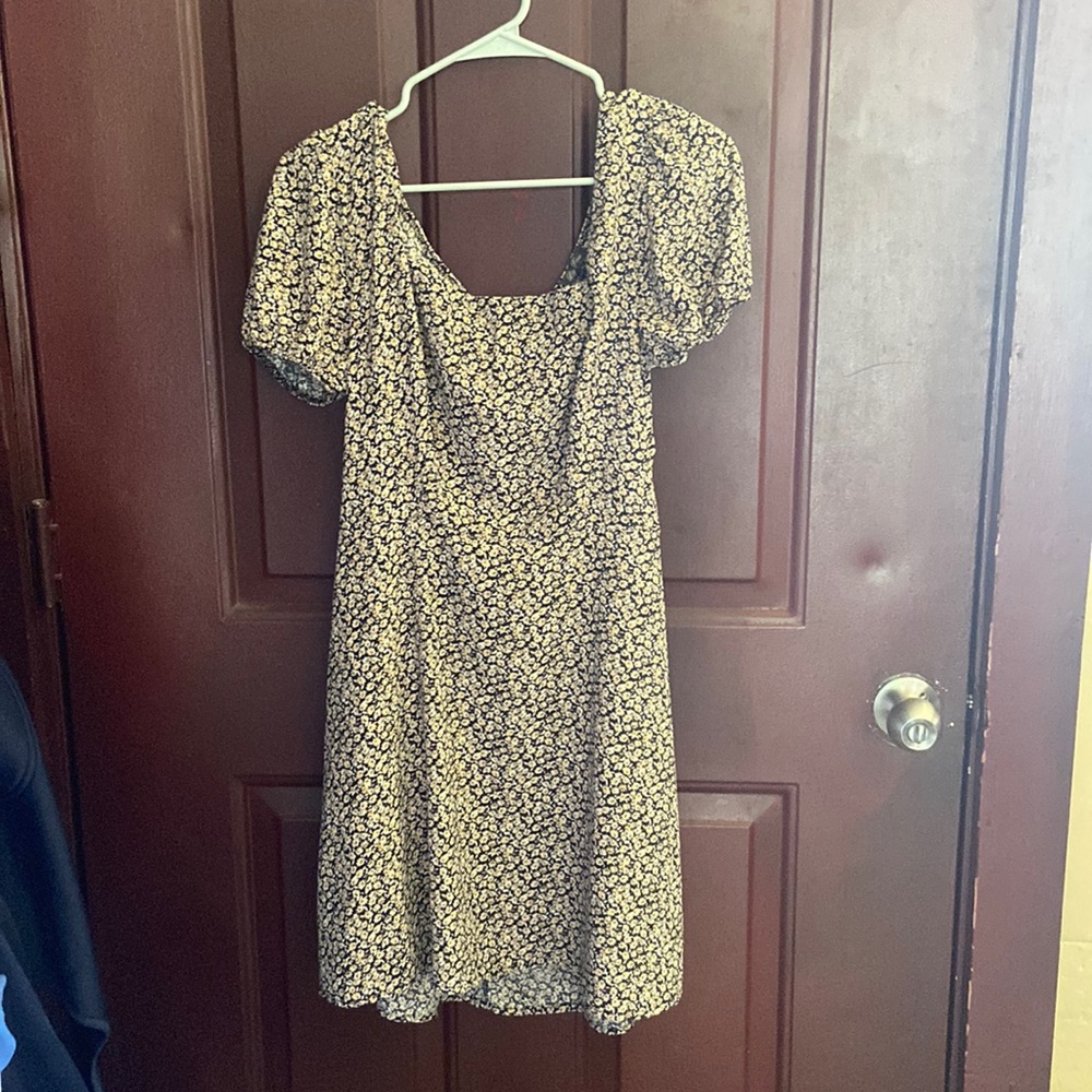 Junior’s cottagecore mini dress🌼